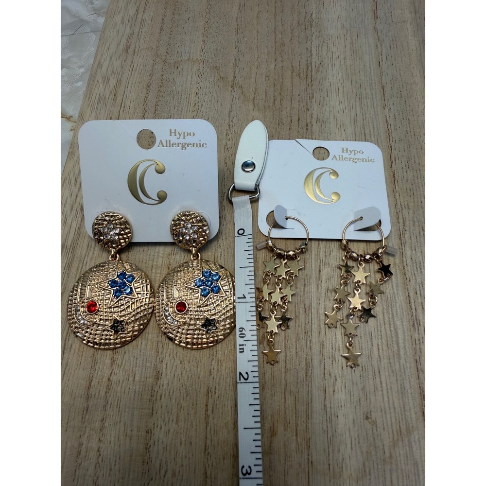 Charming Charlie's Star Earrings Gold Tone Red‎ Blue Stone Dangle NEW